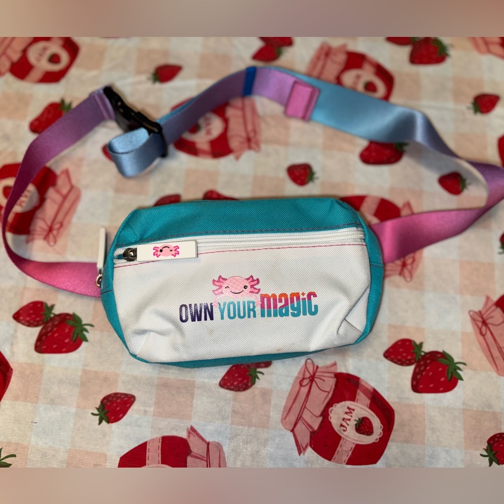 Own your magic belt bag